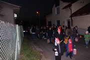 Lampionový průvod se strašením v zahradách.-a005