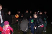 Lampionový průvod se strašením v zahradách.-a014