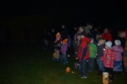 Lampionový průvod se strašením v zahradách.-a044