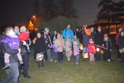 Lampionový průvod se strašením v zahradách.-a069