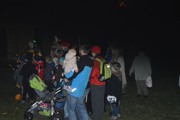Lampionový průvod se strašením v zahradách.-a126
