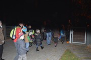 Lampionový průvod se strašením v zahradách.-a132